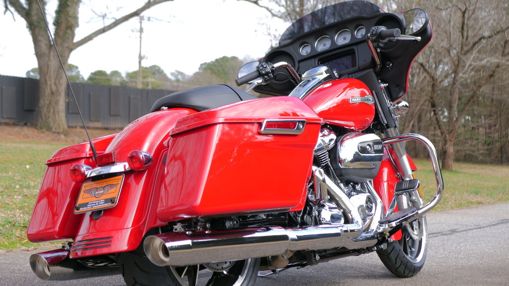 2023 FLHX - Street Glide  655712 - Click for larger photo