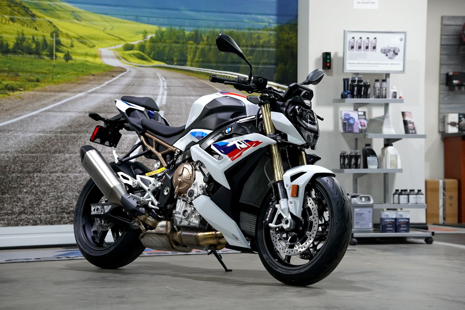 2024 S 1000 R S 1000 R BJ17453 - Click for larger photo