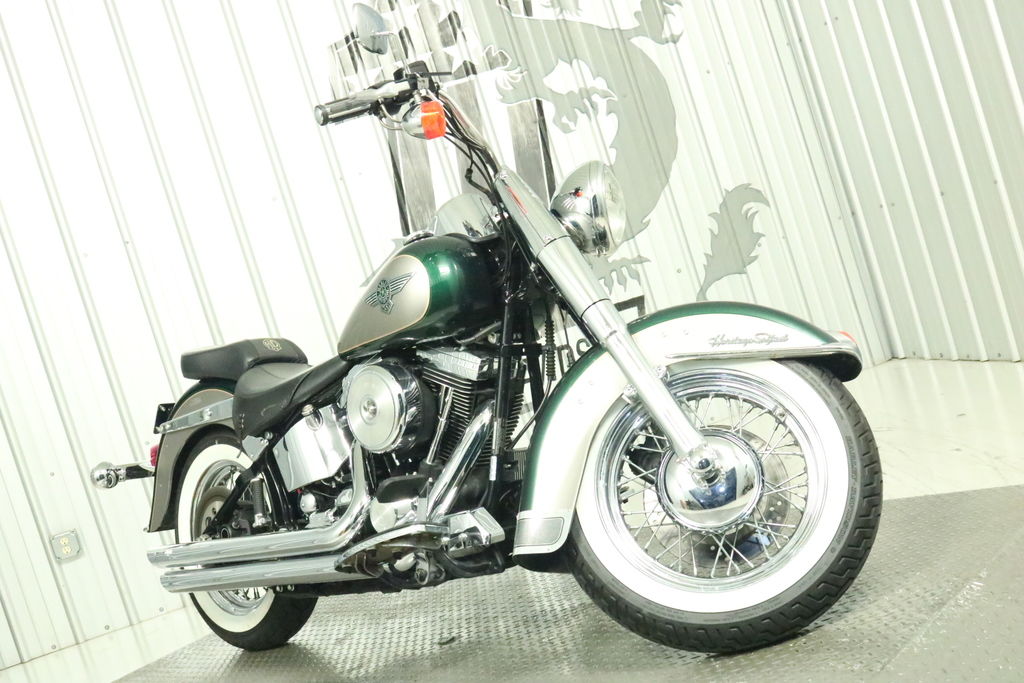 1996 FLSTN - Heritage Softail Nostalgia Cow G  AA047386M - Click for larger photo