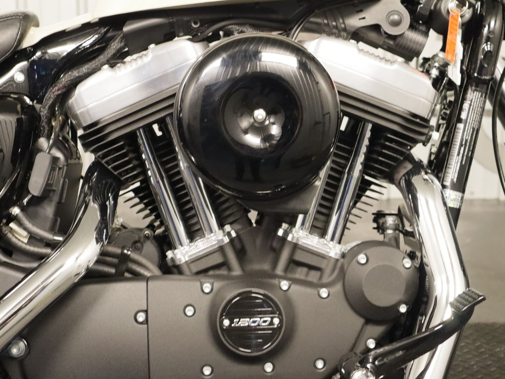 2022 XL1200X - Forty-Eight  T413015MA - Click for larger photo