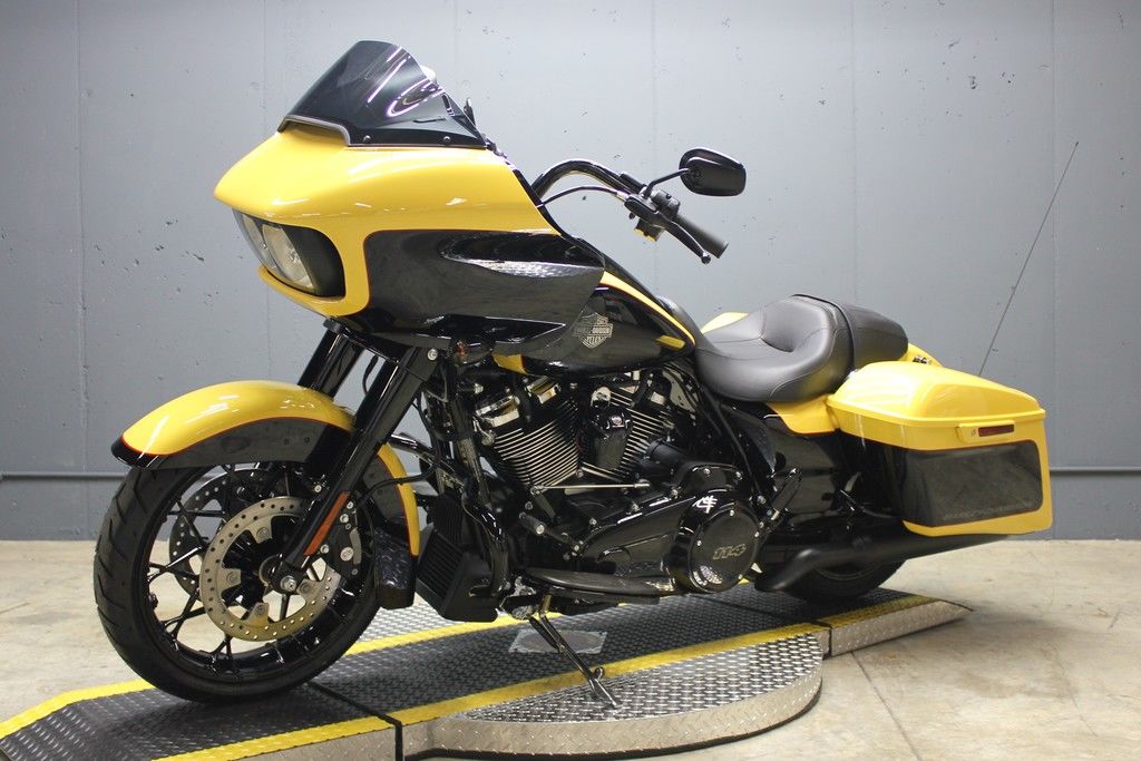 2023 FLTRXS - Road Glide Special  634544ND - Click for larger photo