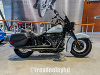 Harley-Davidson FLHCS - Heritage Classic 2024 8665102911
