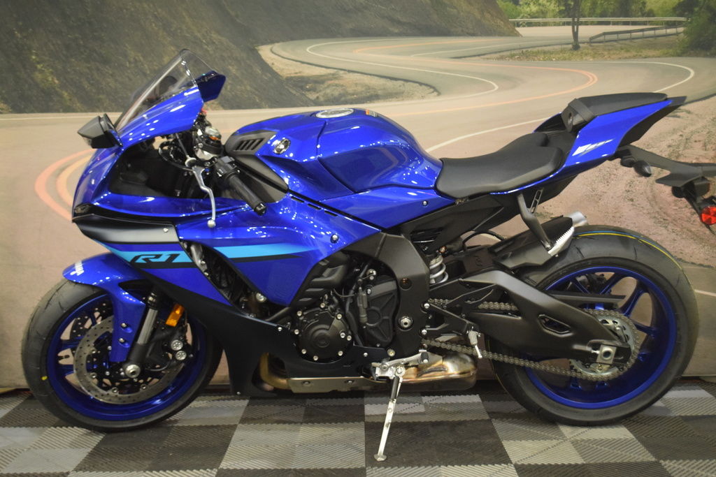 2024 YZF-R1  JYARN66Y1R - Click for larger photo