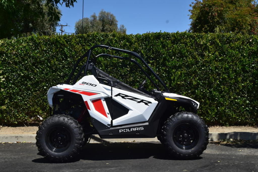2024 RZR 200 EFI  PO002612 - Click for larger photo