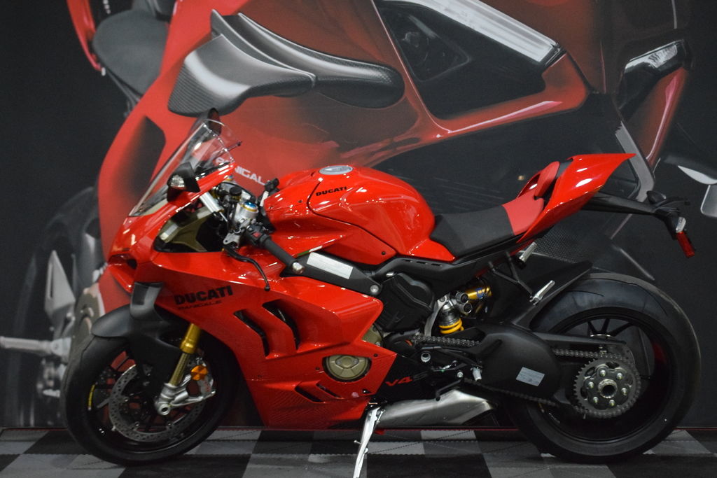 2024 Panigale V4 S Ducati Red  DU004373 - Click for larger photo