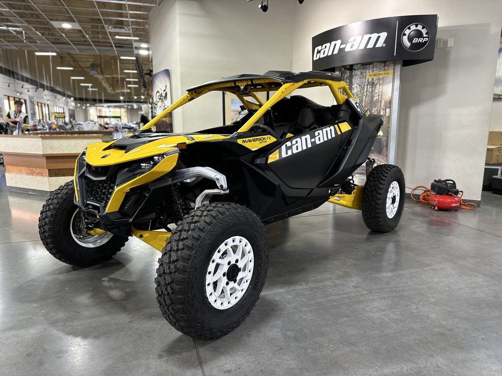 2024 Maverick R X RS with Smart-Shox Carbon B  CA000313 - Click for larger photo