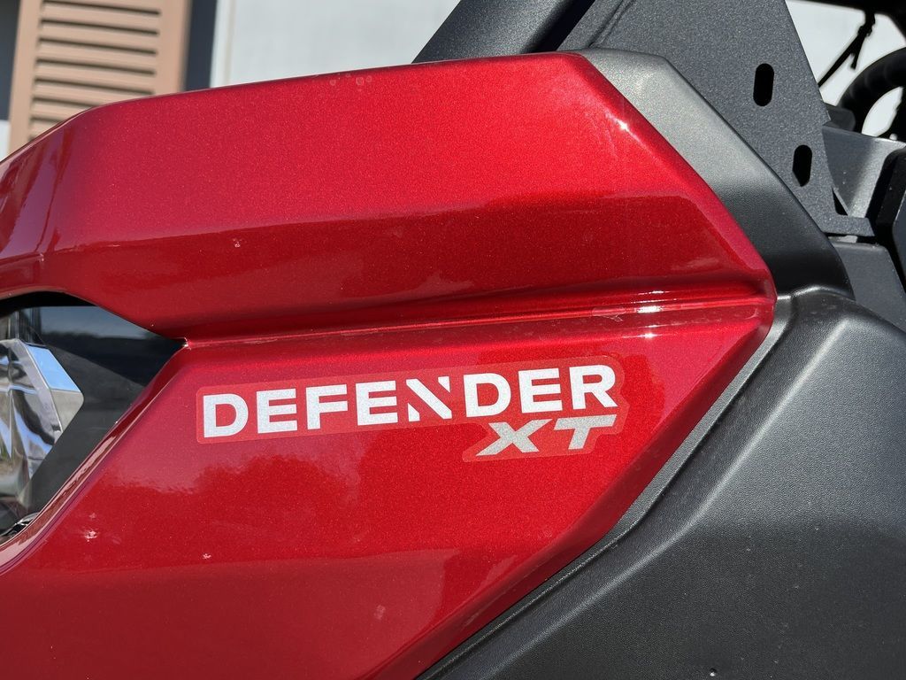 2024 Defender MAX XT HD10  CA003271 - Click for larger photo