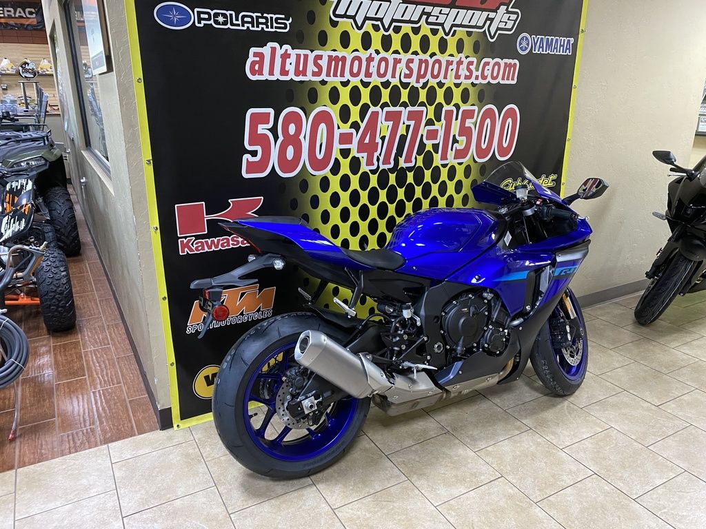 2024 YZF-R1  003957 - Click for larger photo