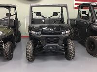 Can-Am Defender DPS HD9 Timeless Black 2023 8884946632