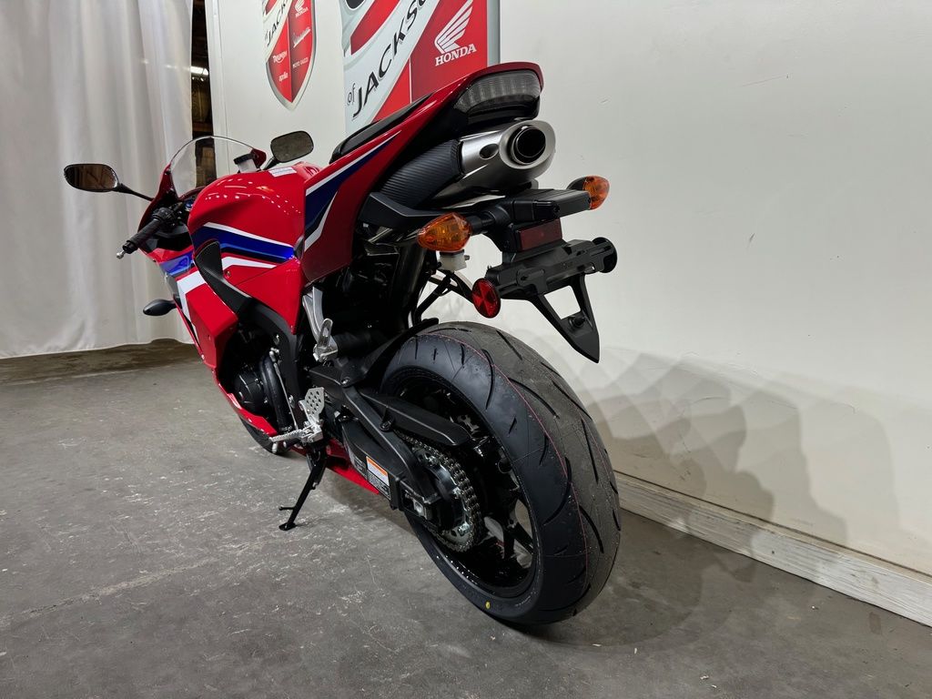 2024 CBR600RR  100314 - Click for larger photo