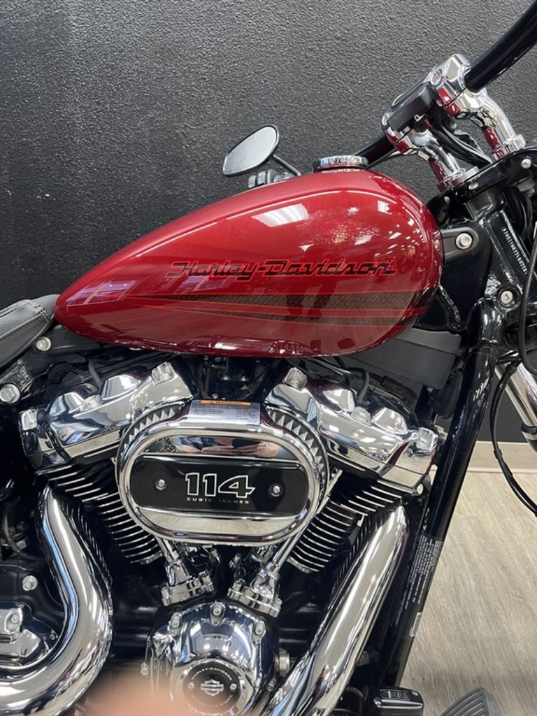 2020 FXBRS - Softail Breakout 114  022896 - Click for larger photo