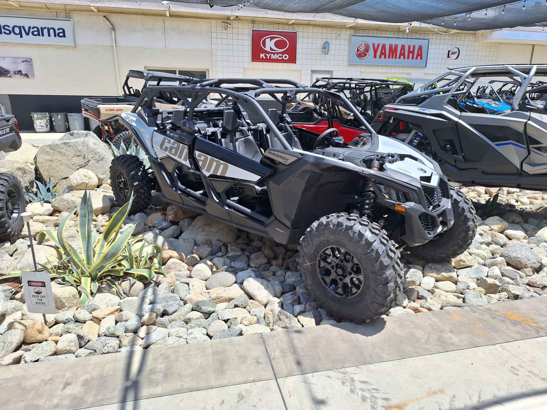 2024 Maverick X3 Max DS Turbo Maverick X3 Max DS Turbo BR24102 - Click for larger photo