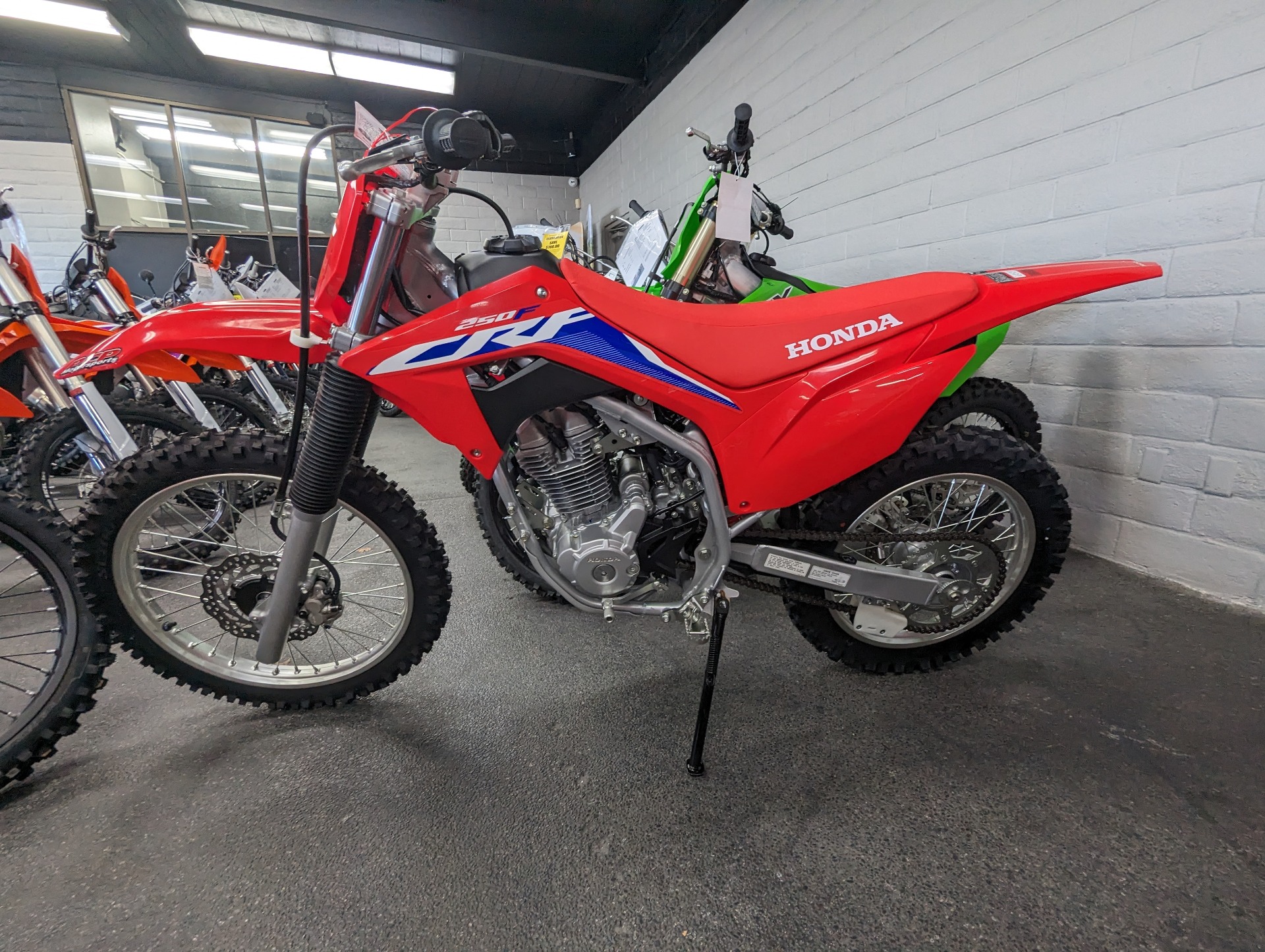 2024 CRF250F CRF250F 100323 - Click for larger photo
