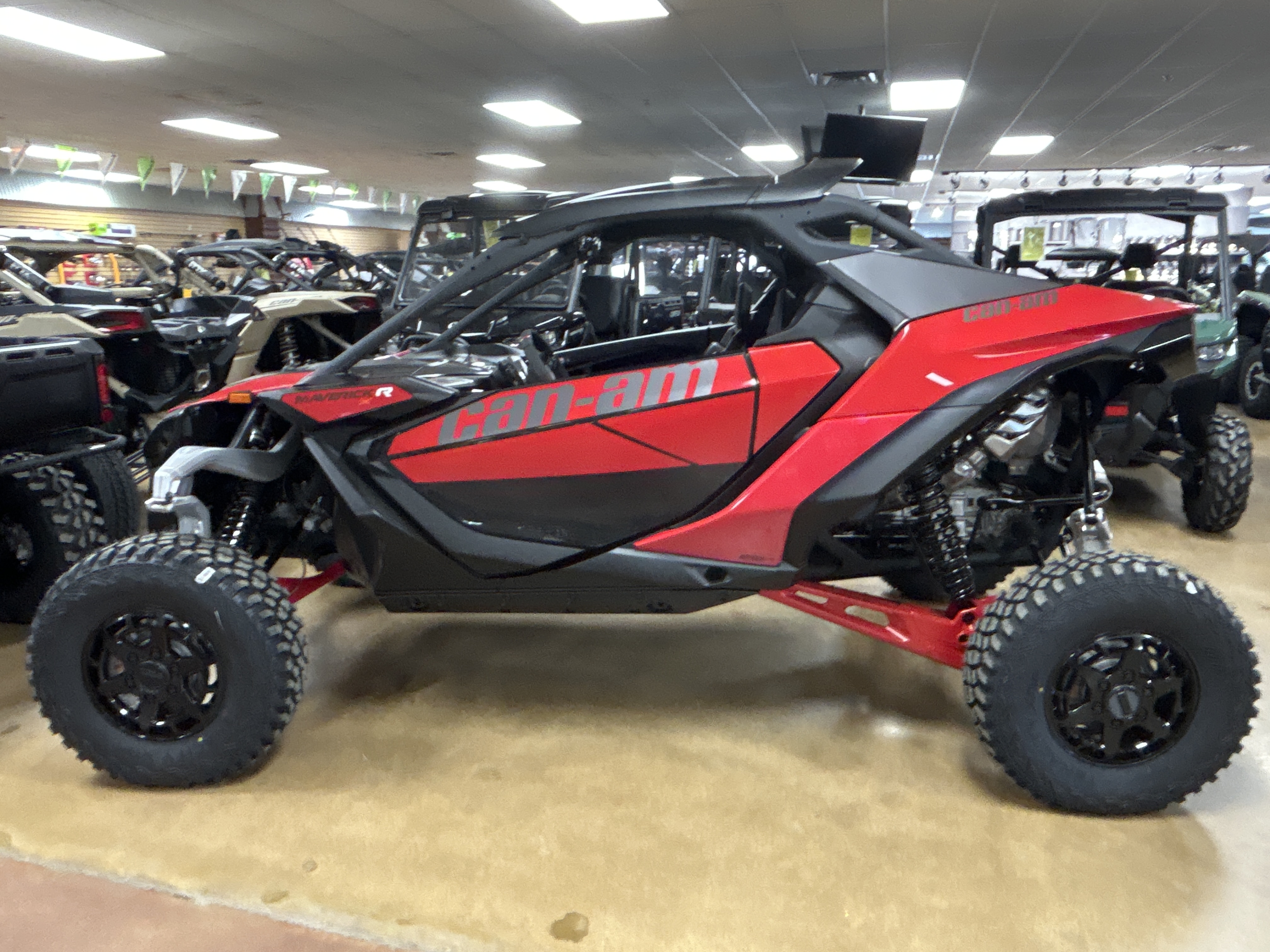 2024 Maverick R X 999T DCT Red Maverick R X 999T DCT Red 0007361223 - Click for larger photo