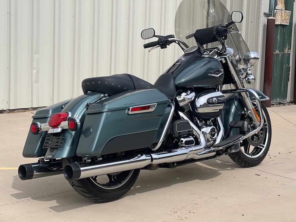 2020 FLHR - Road King  631618 - Click for larger photo