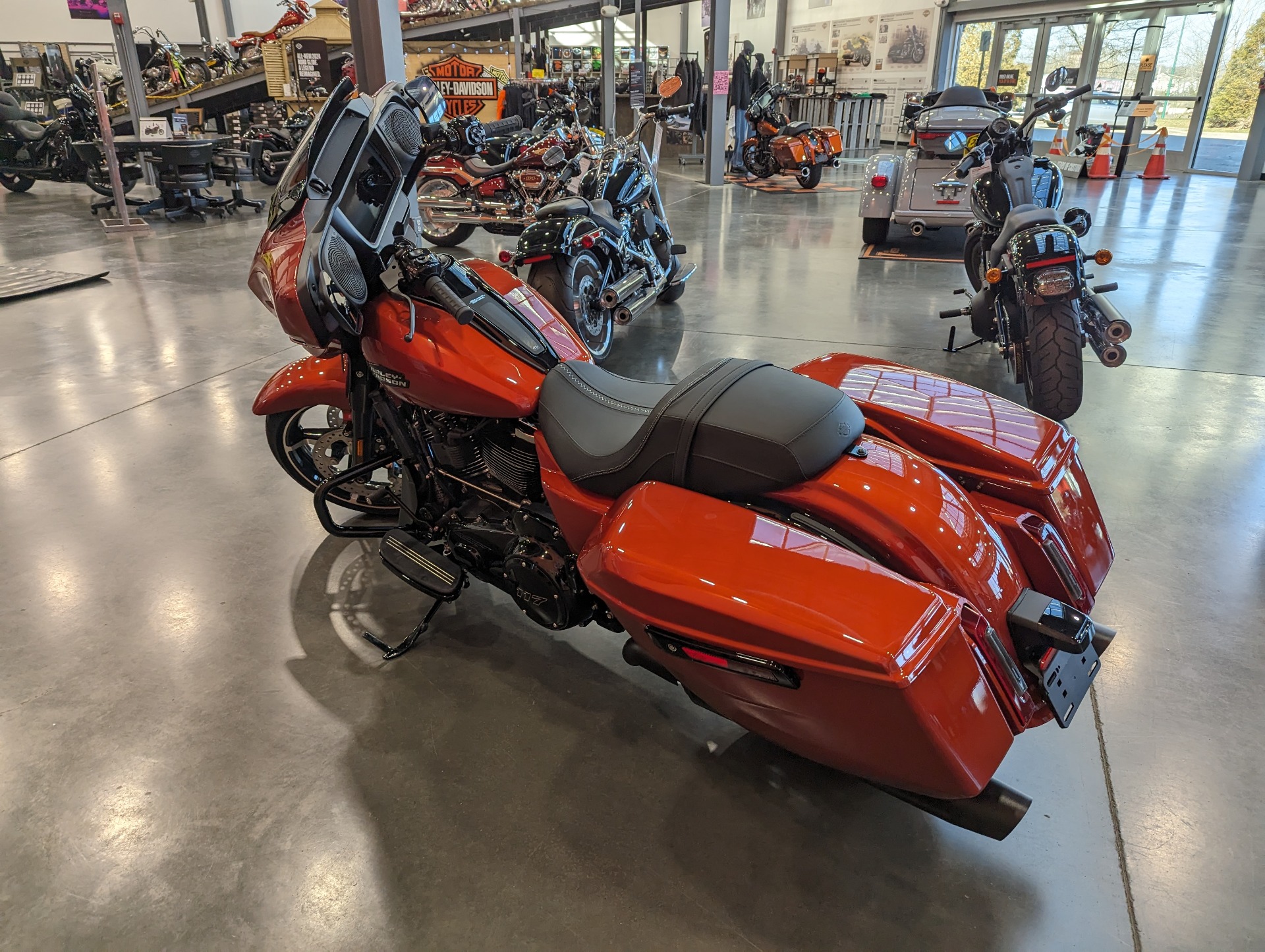 2024 Street Glide&#174; Street Glide&#174; 603989 - Click for larger photo