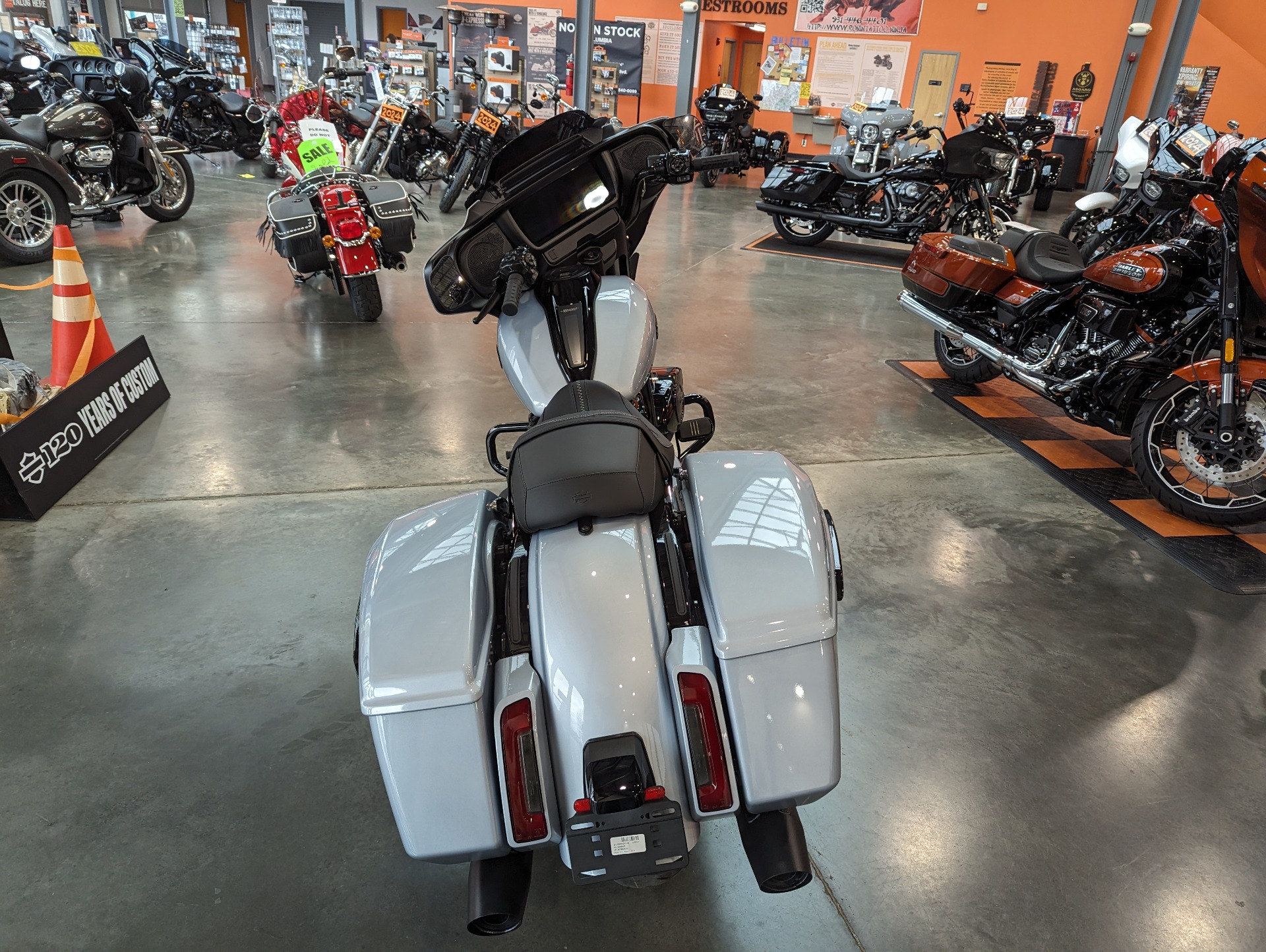 2024 Road Glide&#174; Road Glide&#174; 623554 - Click for larger photo