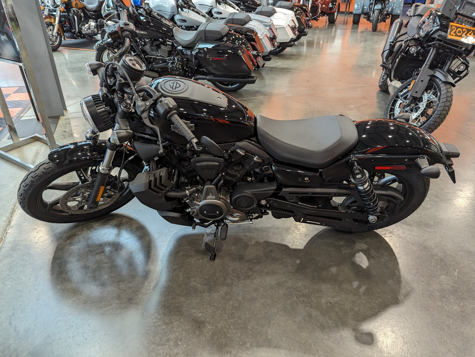 2024 Nightster&#174; Special Nightster&#174; Special 305702 - Click for larger photo
