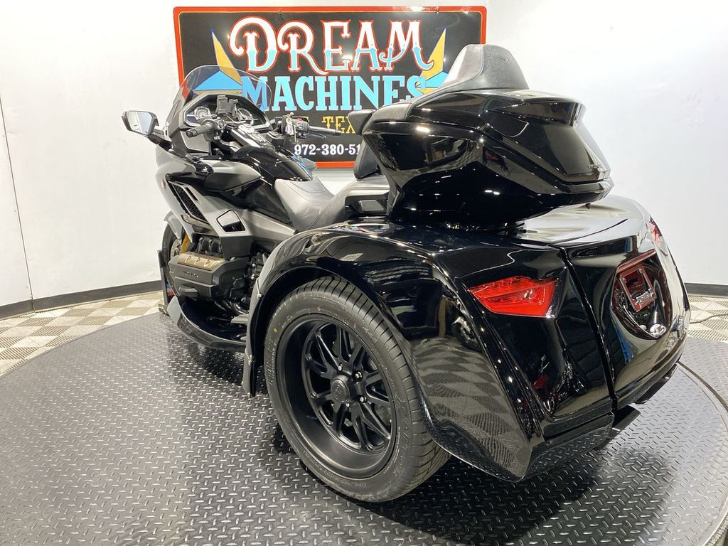 2023 Gold Wing Tour Automatic DCT Trike  501016 - Click for larger photo